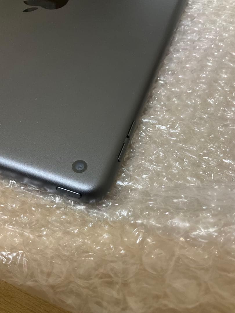 iPad 第9世代 64GB ケース付き バッテリー容量85% 動作良好
