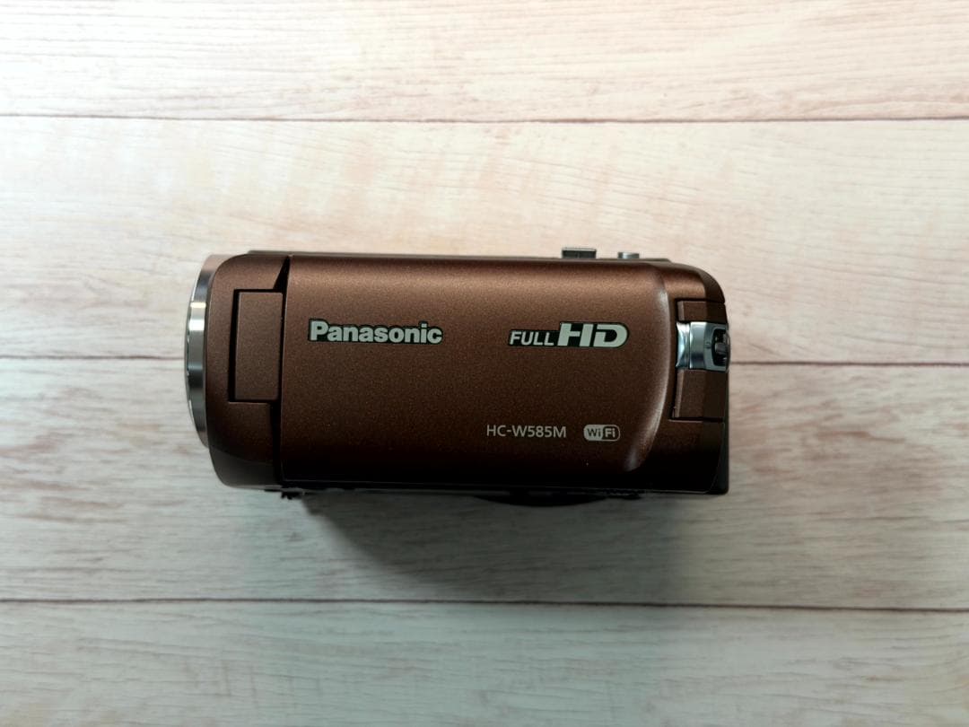 【美品＋おまけ付】パナソニック HDビデオカメラ W585M 64GB
