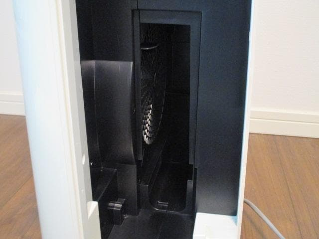 未使用品　シャープ　SHARP　加湿空気清浄機　プラズマクラスター　KC-D70