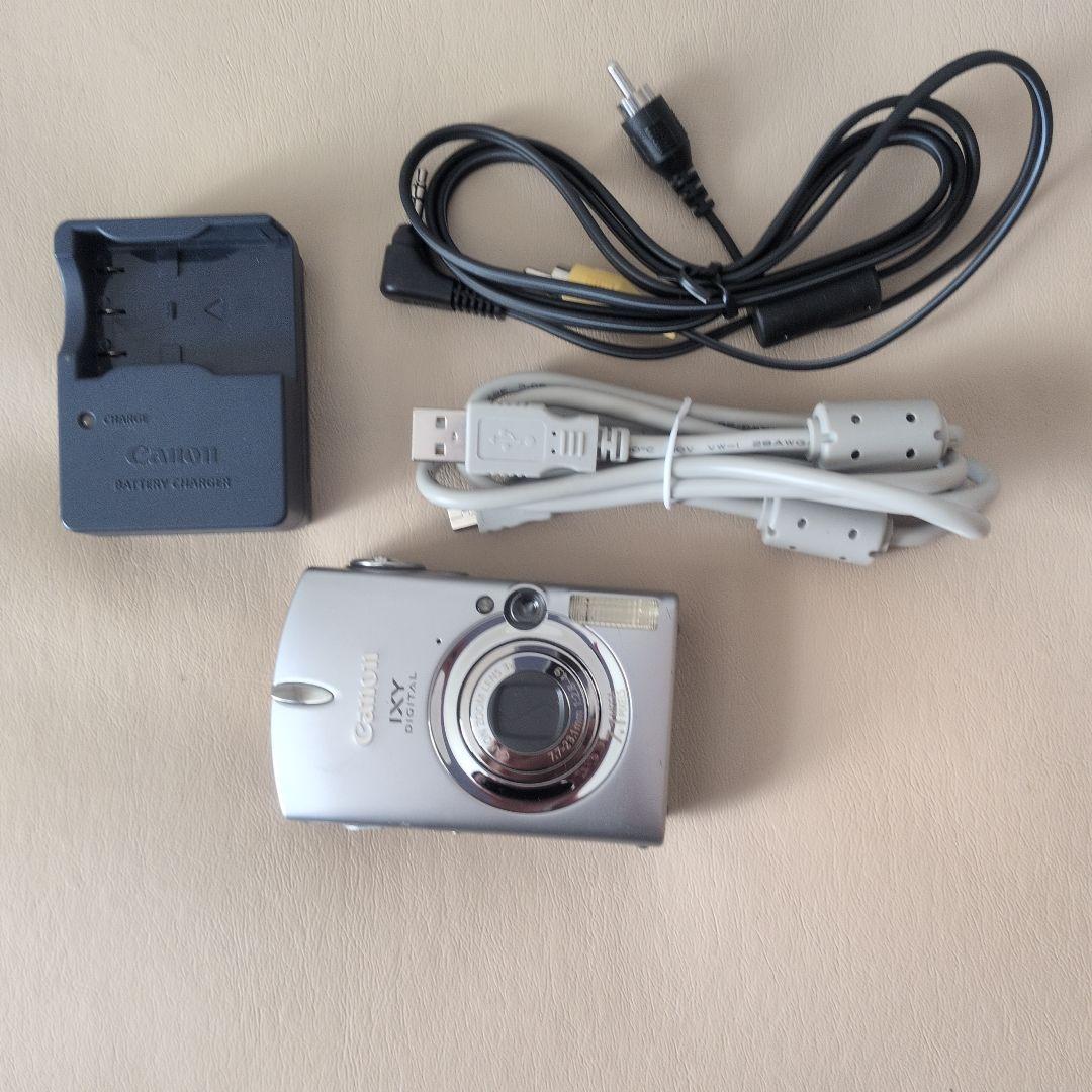 Canon IXY700 キャノン デジタルカメラ 充電器付属