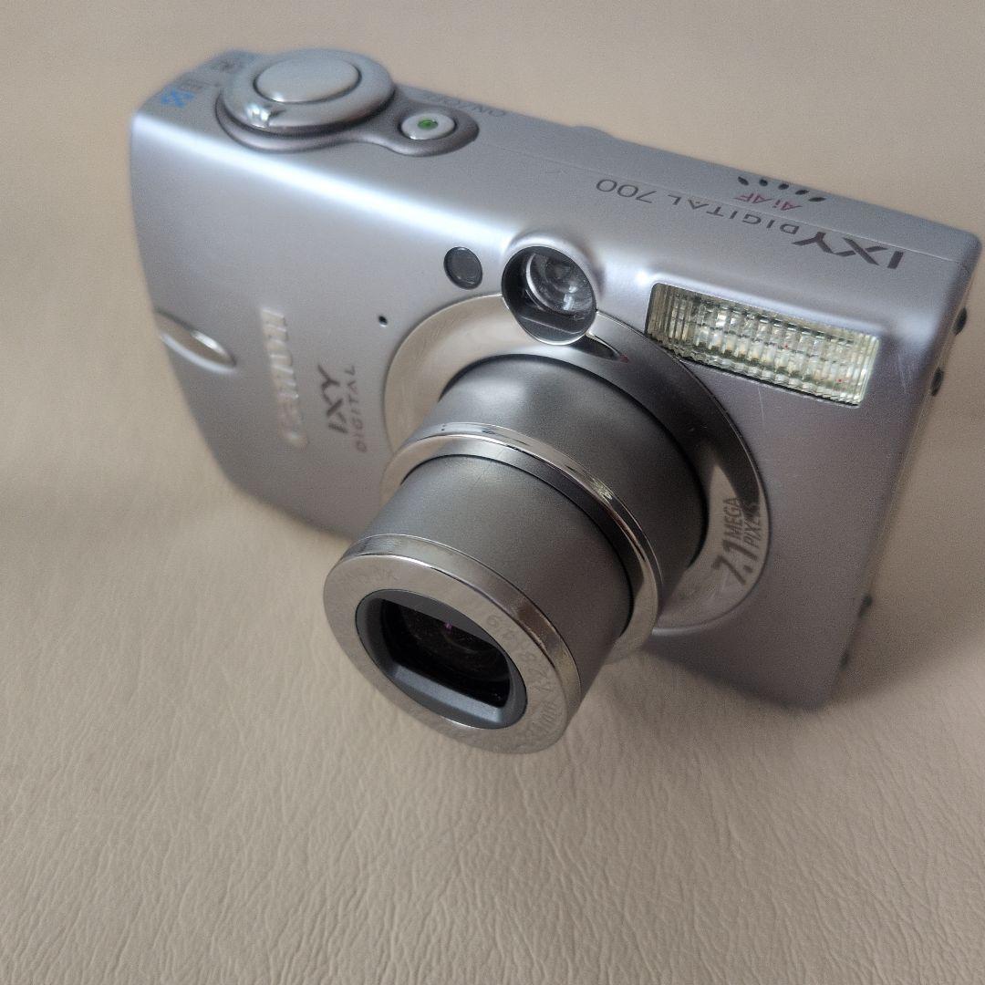 Canon IXY700 キャノン デジタルカメラ 充電器付属