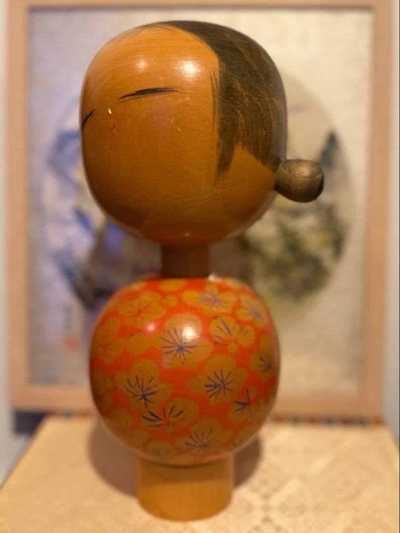 創作こけし　梅と少女　25cm 作家：梅木文（署名あり）