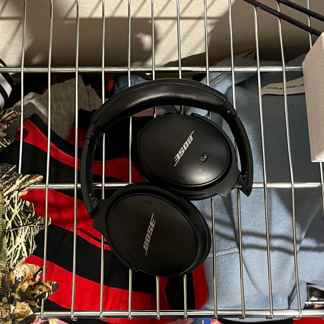 美品　Bose QuietComfort 45