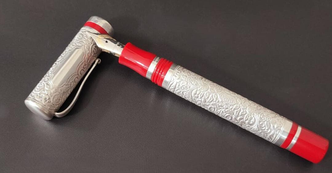 美品 モンテグラッパ 925シルバー 万年筆 ペン先18K750 限定500本