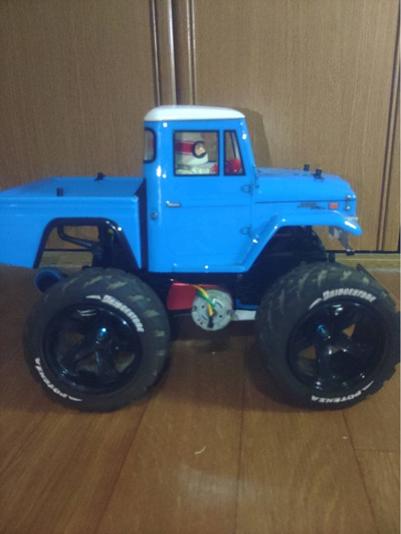 TOYOTA ランドクルーザー40ピックアップ（GF-01シャーシ）ラジコン