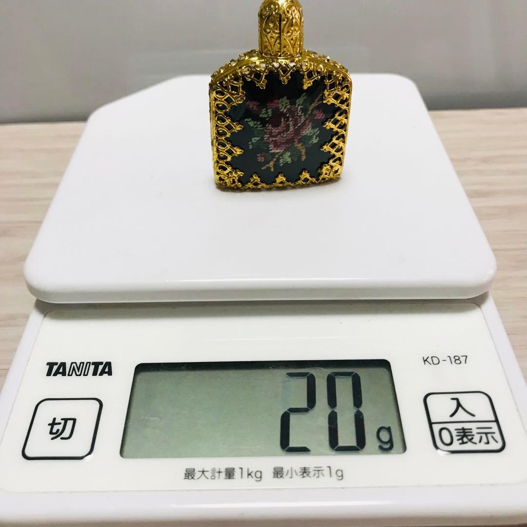 アンティーク プチポワン 香水瓶