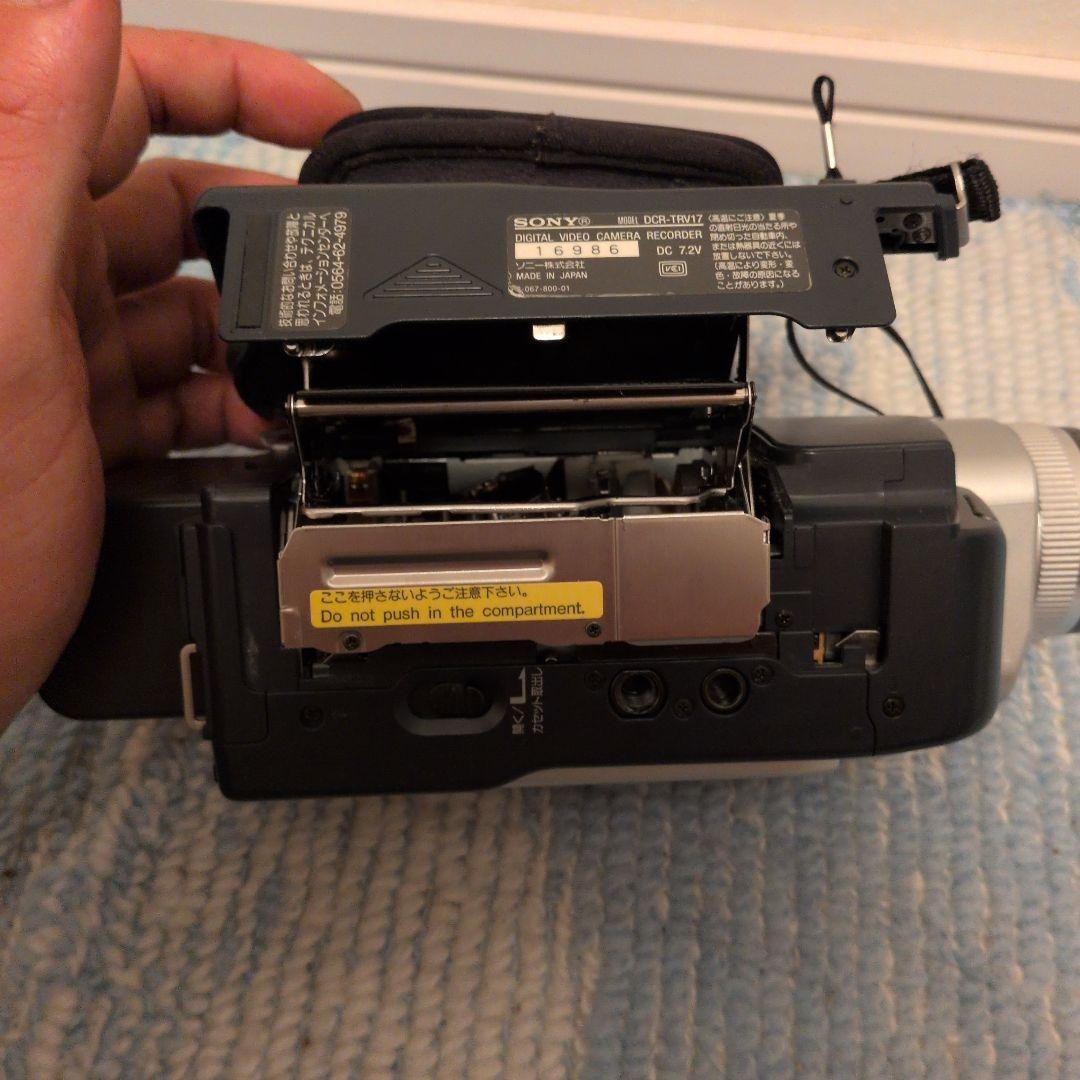 動作品 Mini DV　ソニーデジタルビデオカメラSONY DCR-TRV17