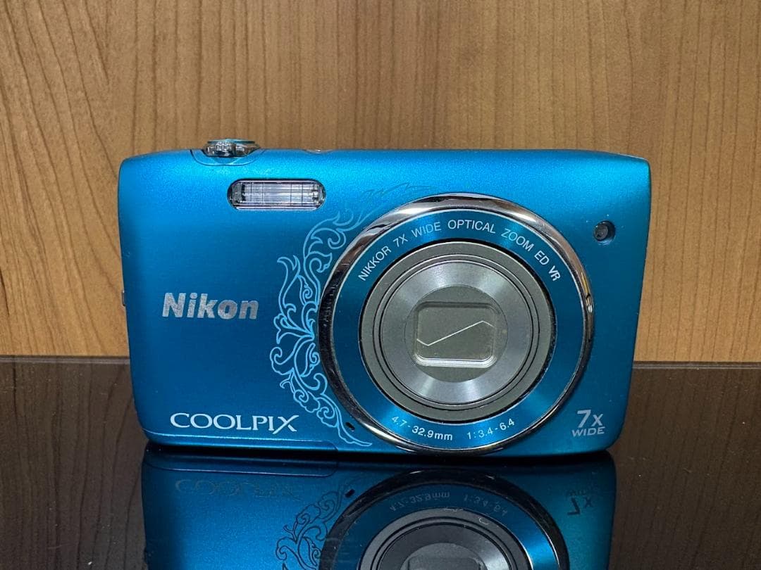 ■ 美品 ■ ニコン　Nikon COOLPIX S3500 ブルー