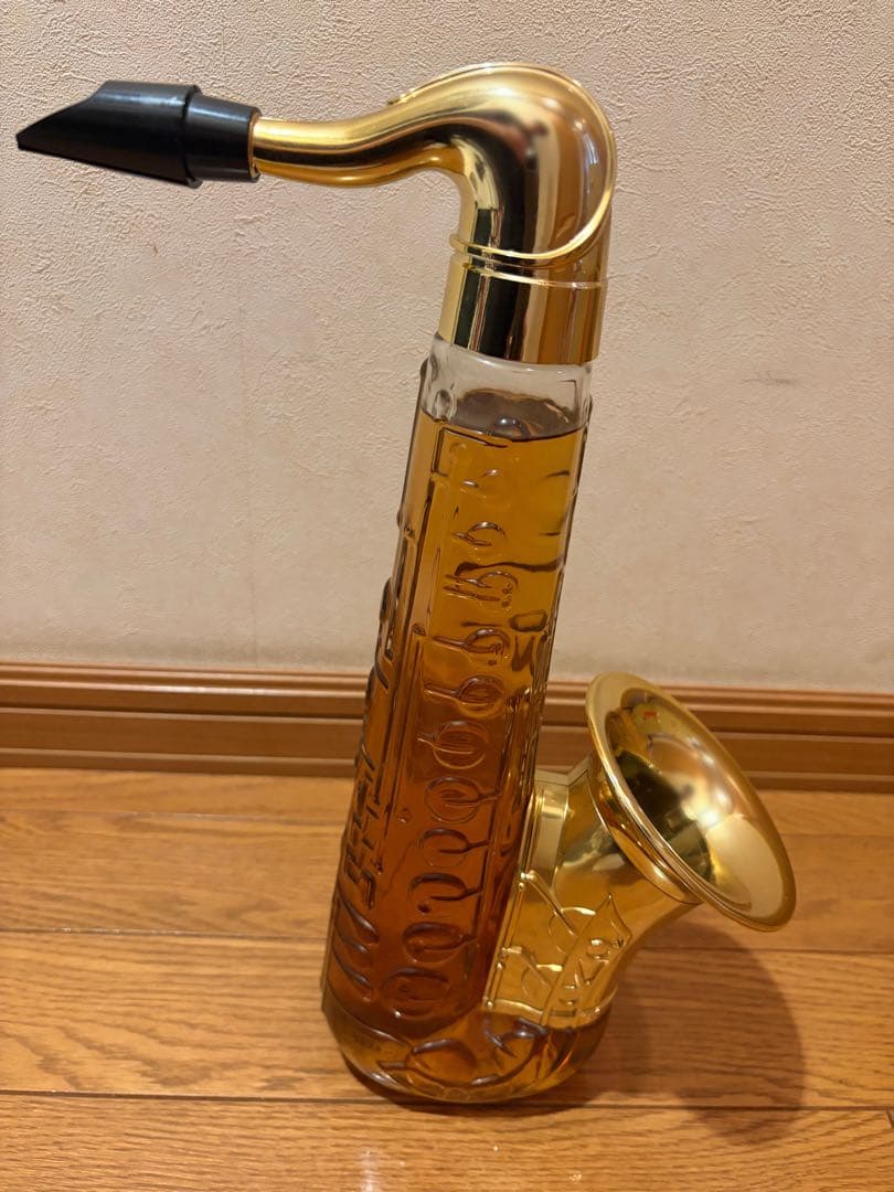 サントリー山崎サックス型ウイスキー瓶 600ml