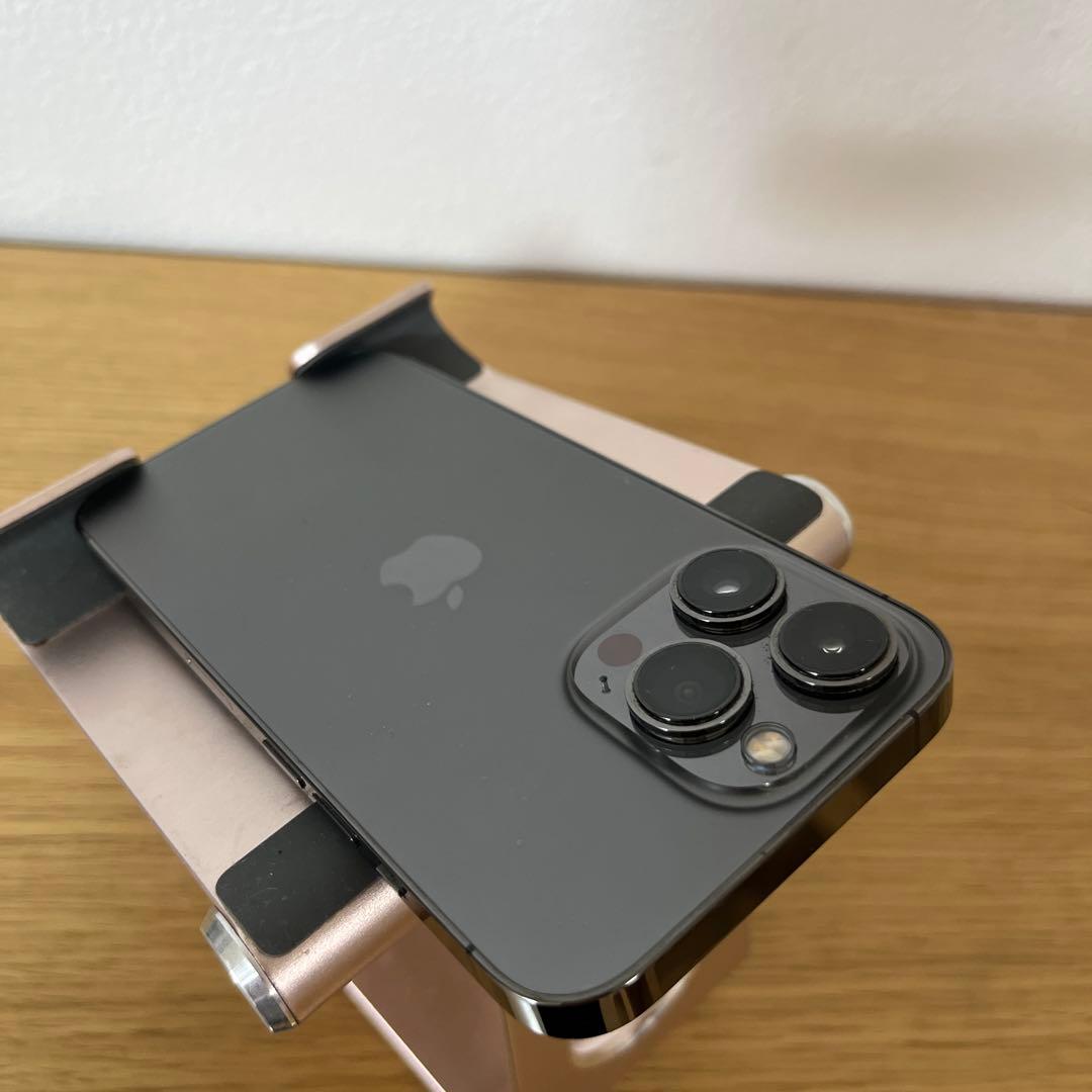 バッテリー新品100%！美品iPhone13pro 256GB グラファイト
