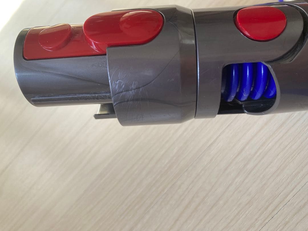 ダイソン掃除機　v8slim 分解洗浄　メンテナンス済