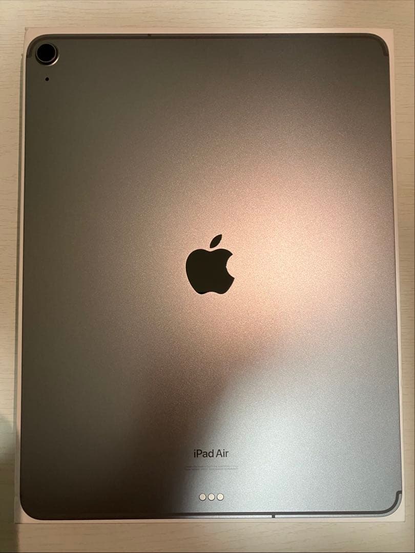 iPad Air (M2) 13インチ Wi-Fi + Cellular
