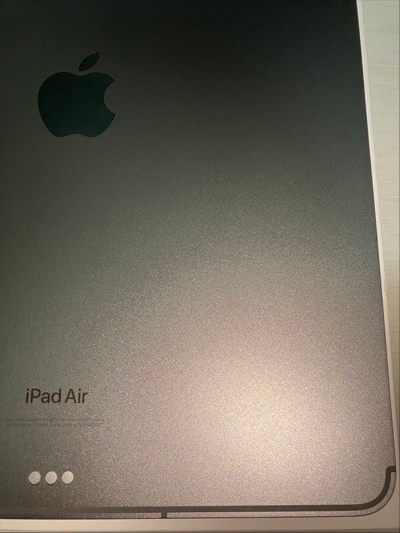 iPad Air (M2) 13インチ Wi-Fi + Cellular