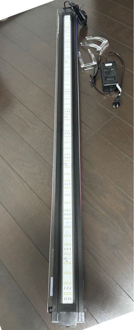 KOTOBUKI 観賞魚用LEDスーパースリムライト1200！