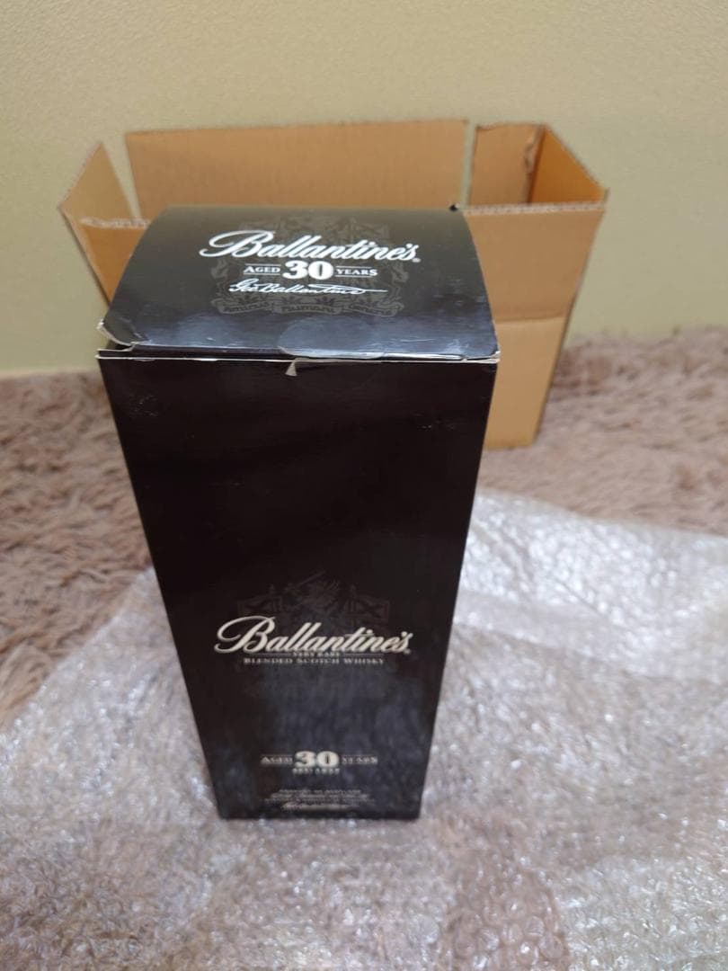 【未開栓】Ballantine's バランタイン 30年 ベリーレア 木箱入り