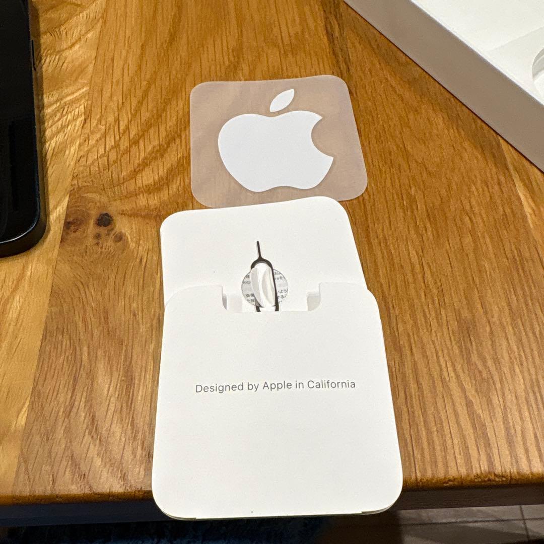 iPhone 14 128GB 動作確認済みカメラ動画使用可能　画面割れジャンク