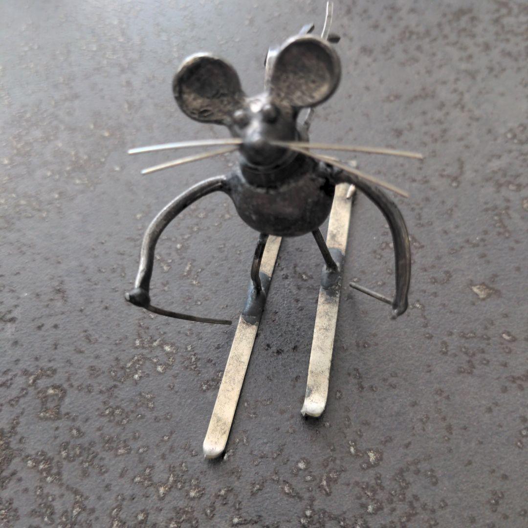 ネズミデザイン・ オブジェ 　金属製
