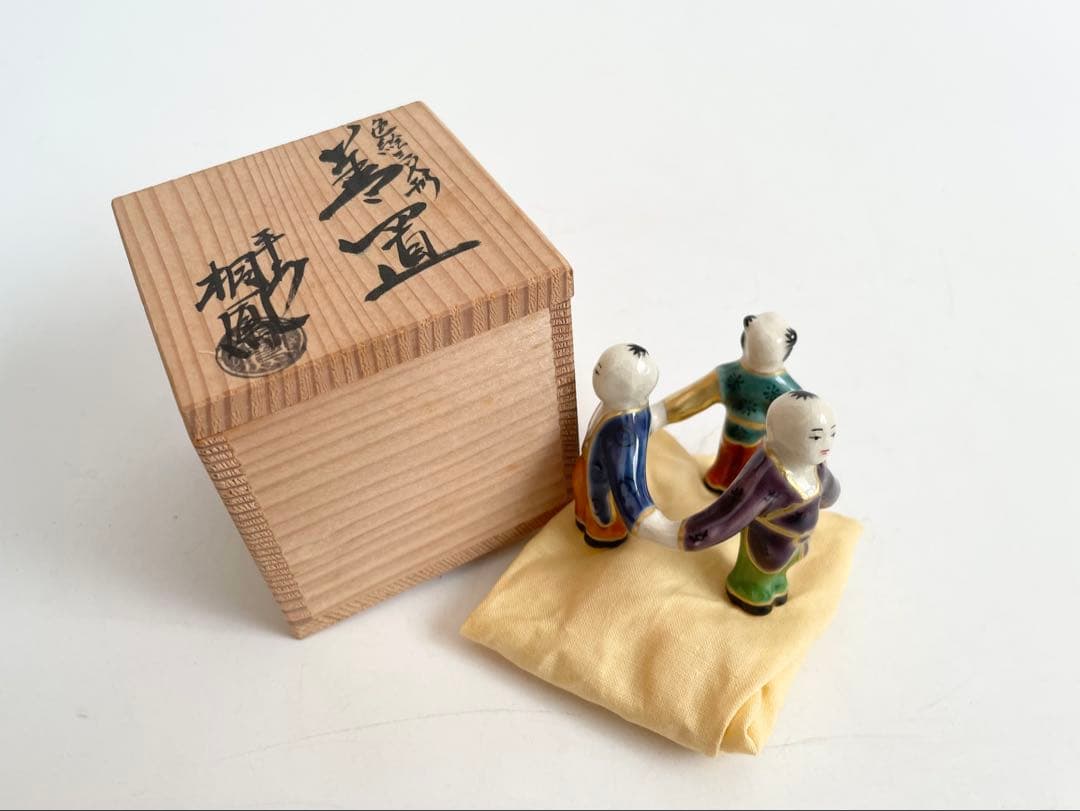 陶芸家　平安　手塚桐鳳　色絵　三ツ人形　蓋置　共箱　茶道具