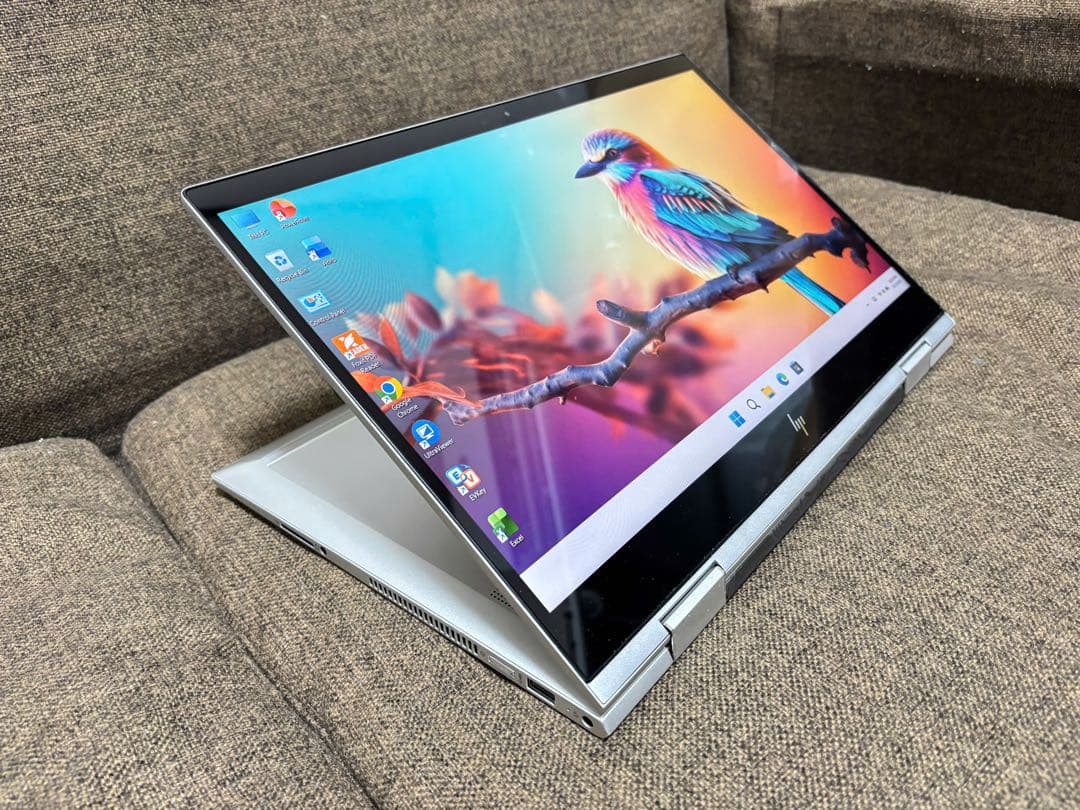 美品　HP 2-in-1 ノートUS キー15.6 インチ　バッテリー100%