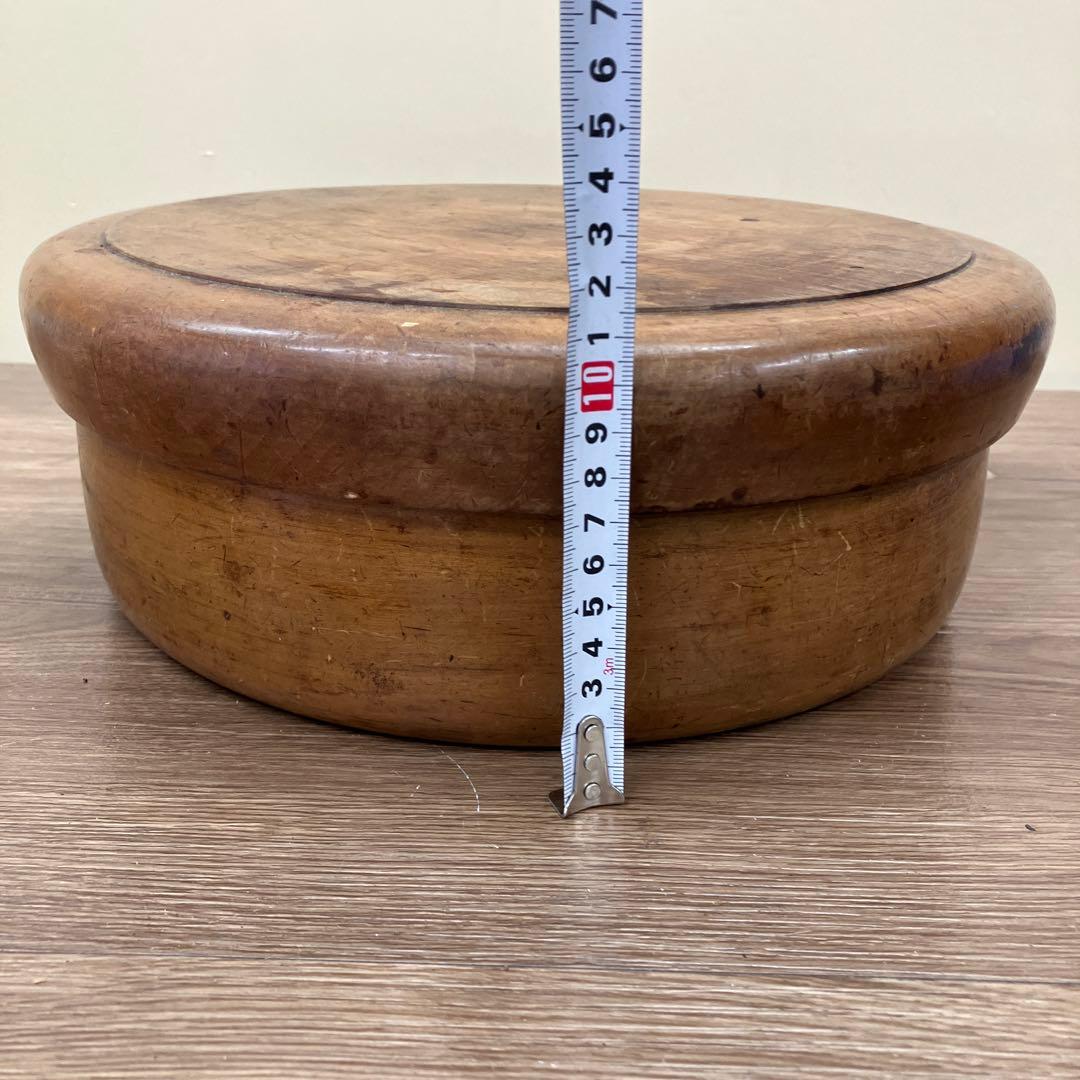 E-壁【希少】アンティーク 木製 蓋付き 丸型 容器 小物入れ 菓子器 当時物