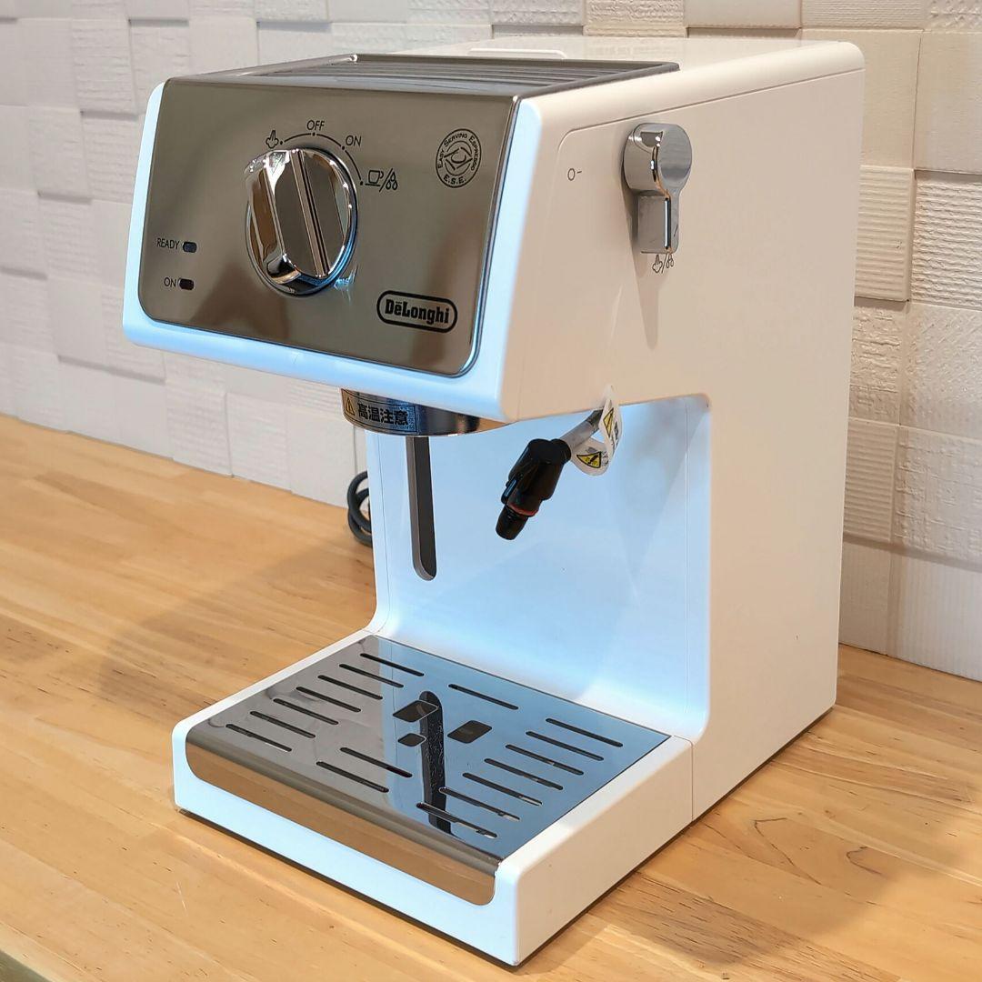 【 キレイです 】デロンギ エスプレッソ・カプチーノ メーカー　ECP3220J