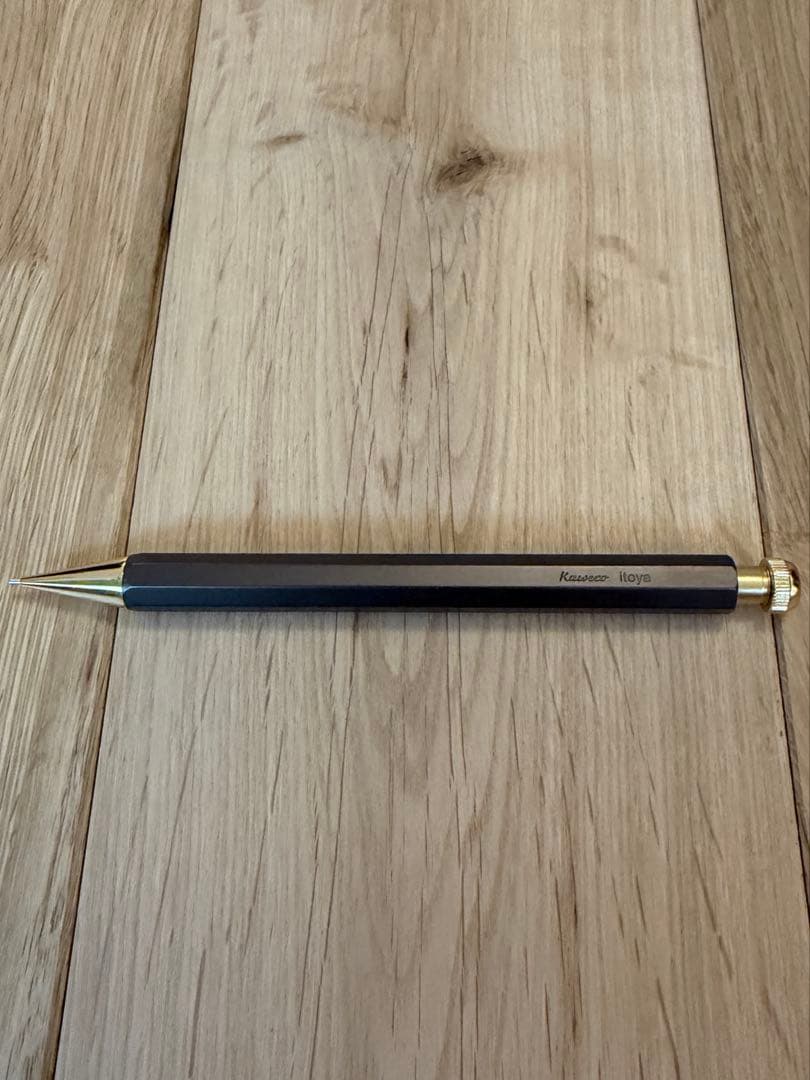 伊東屋限定カヴェコ オリーブブラウン 0.5mm カヴェコスペシャル