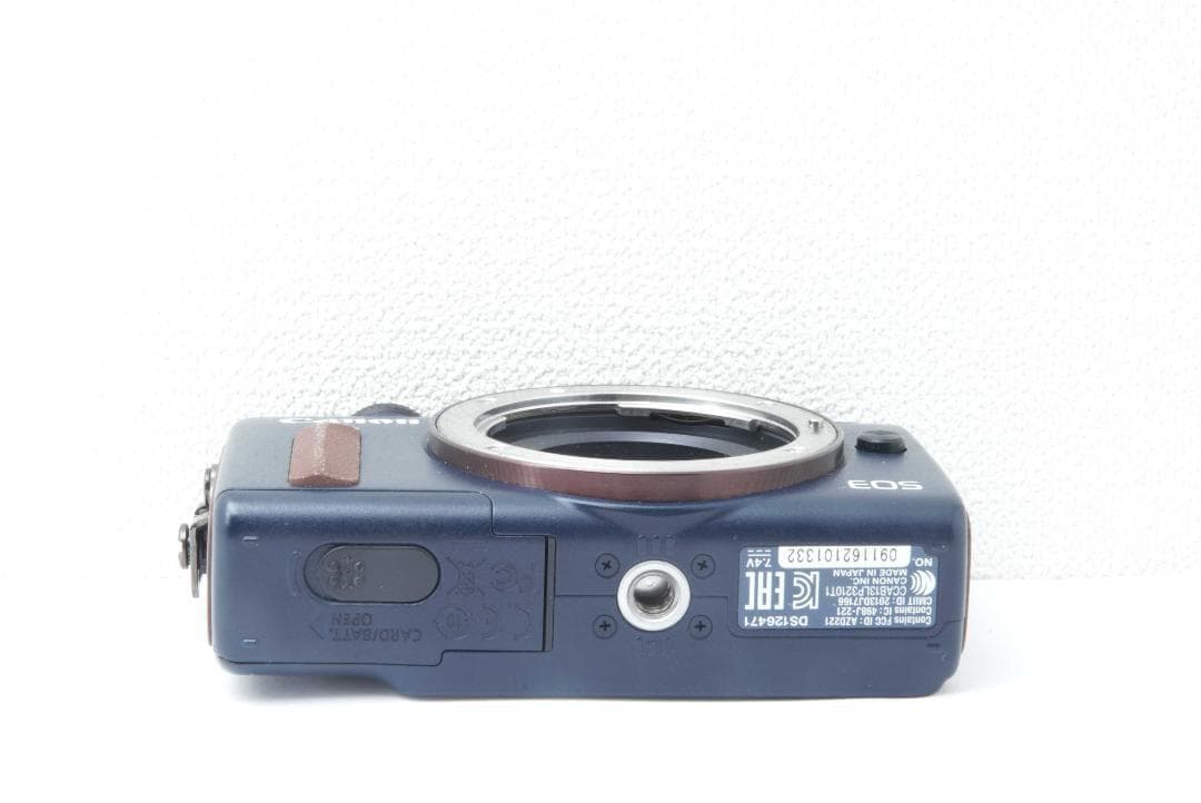 キャノン　Canon EOS M2　ミラーレス一眼ダブルレンズキット【美品】