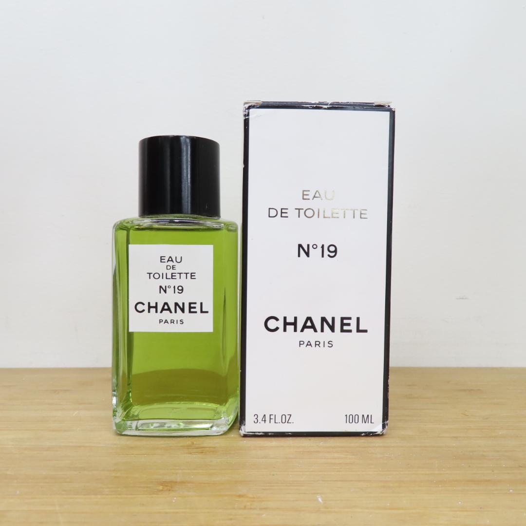 CHANEL Eau de Toilette N°19 100ml 2本セット
