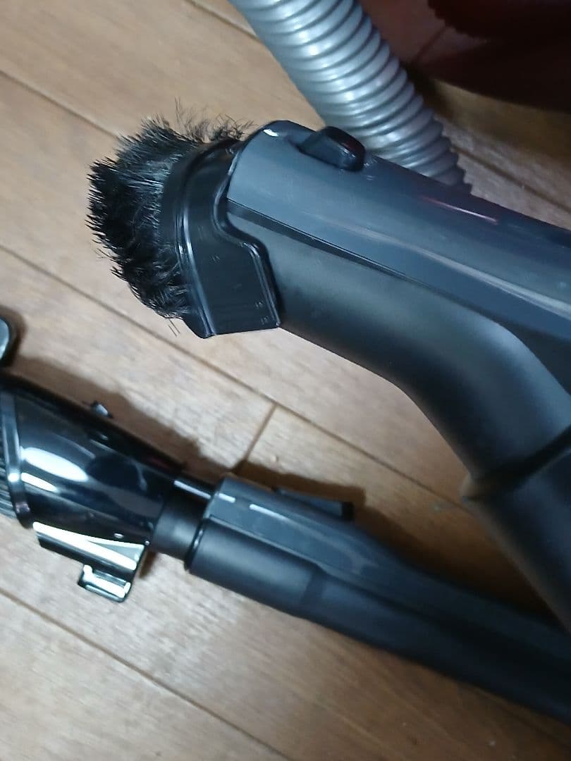 東芝 2022年製 トルネオ ミニ サイクロン掃除機 クリーナー レッド