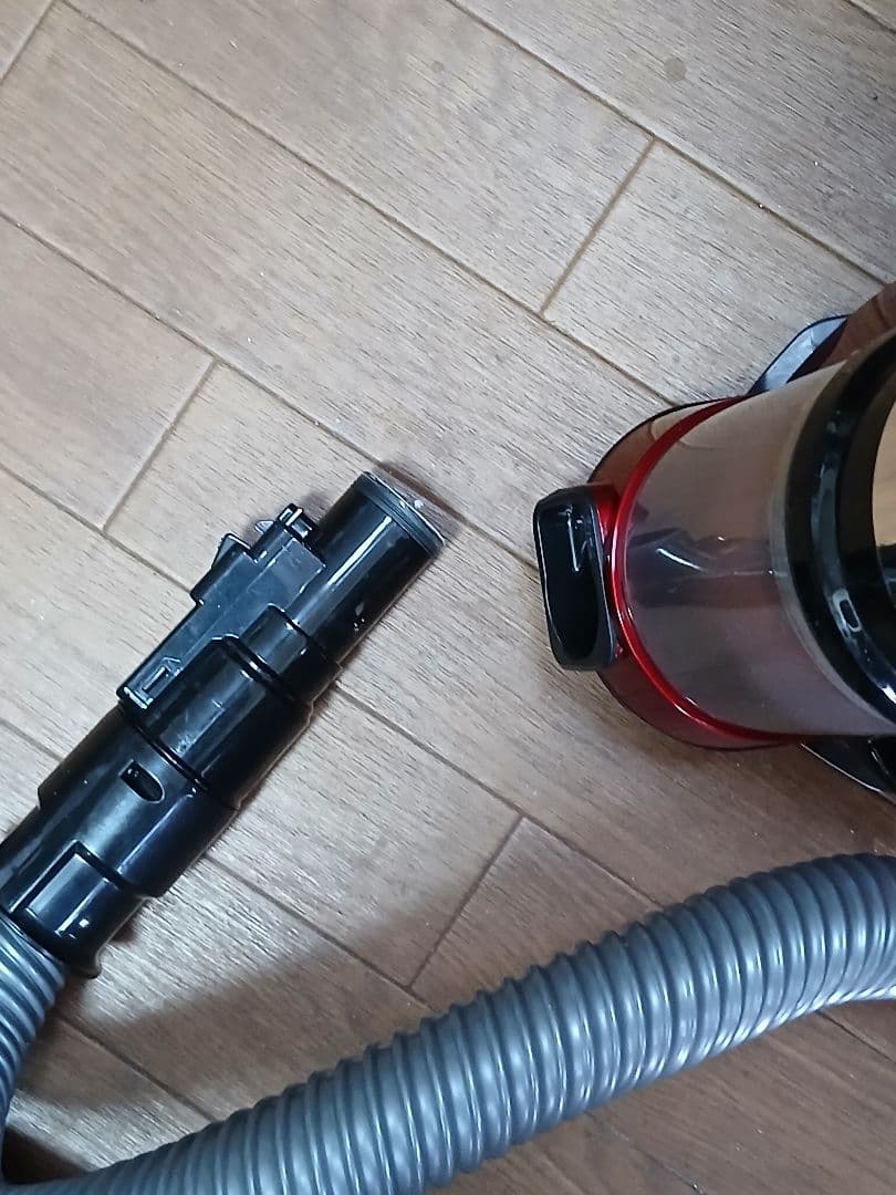 東芝 2022年製 トルネオ ミニ サイクロン掃除機 クリーナー レッド