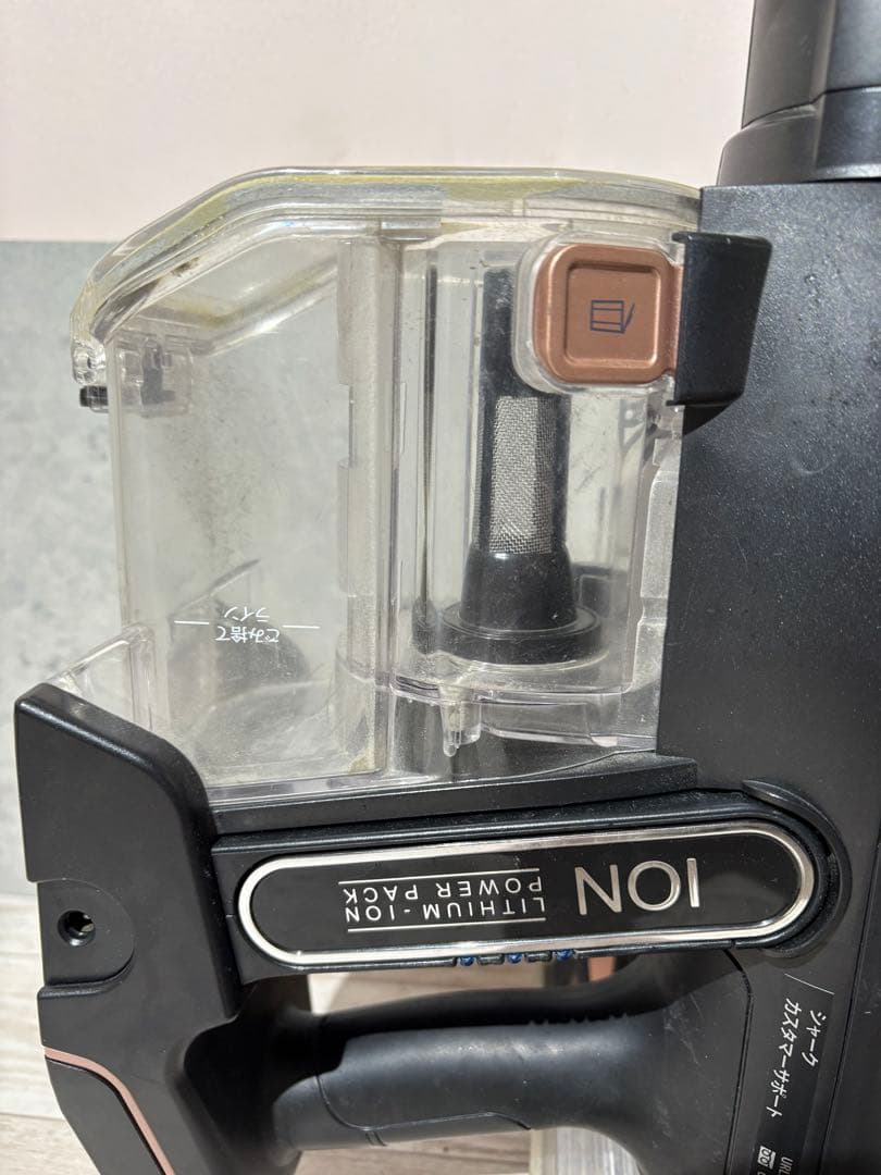 ION コードレス スティッククリーナー 本体　シャーク