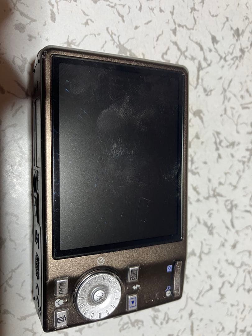 Nikon COOLPIX コンパクトデジタルカメラ Ｓ７００