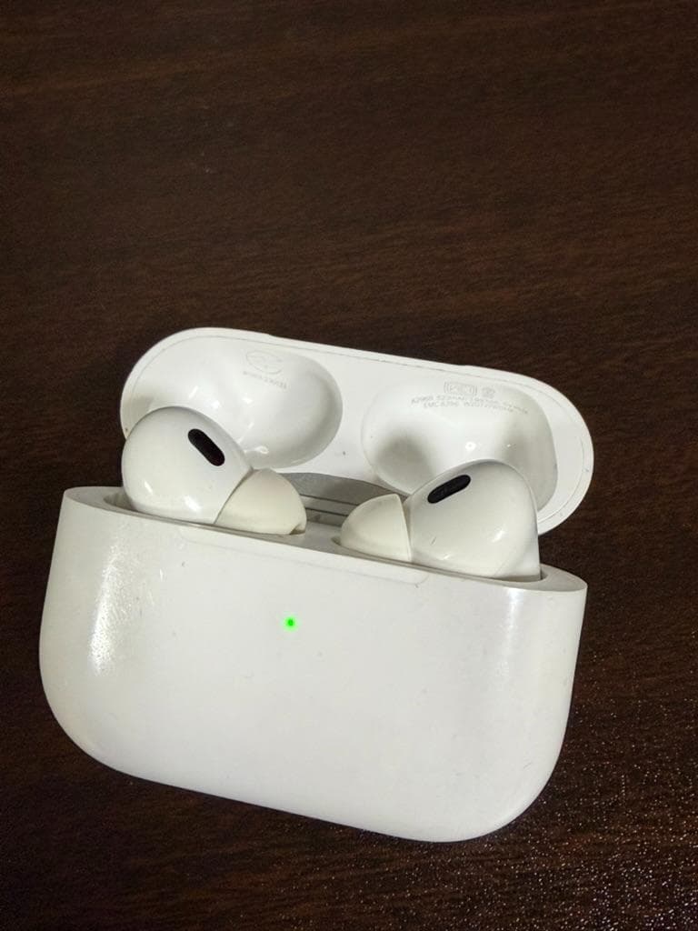 イヤホン Apple AirPods Pro2