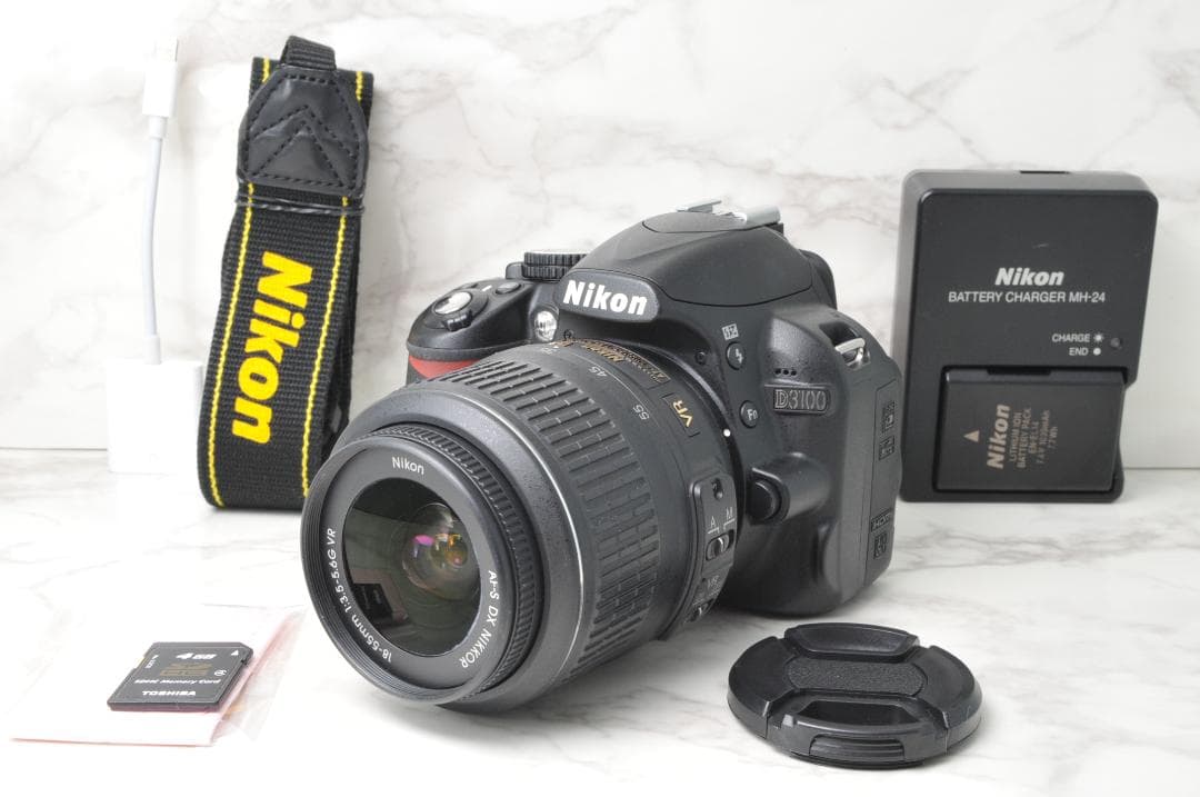 新品級のショット数❣️Nikon D3100⭐️スマホ転送 一眼レフカメラ ニコン