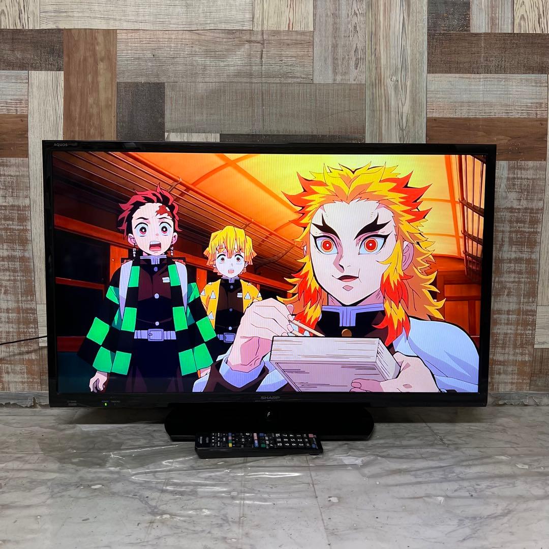 全国送料込❣️シャープ32型液晶テレビWチューナー 色鮮やかなクリアな映像