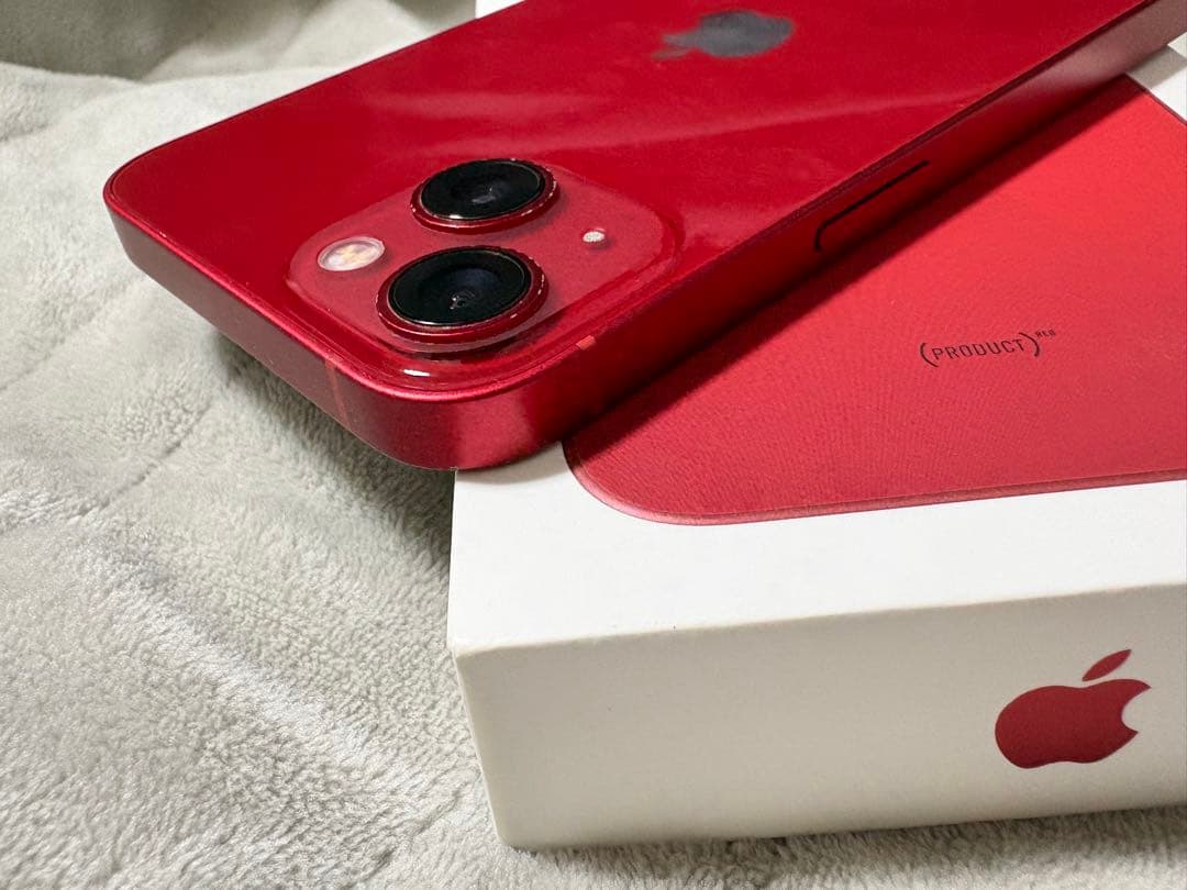 Apple iPhone 13 RED 本体