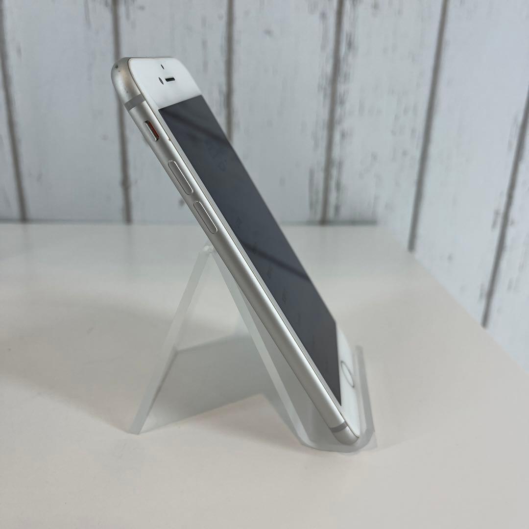 iPhone 8 シルバー 64 GB SIMフリー