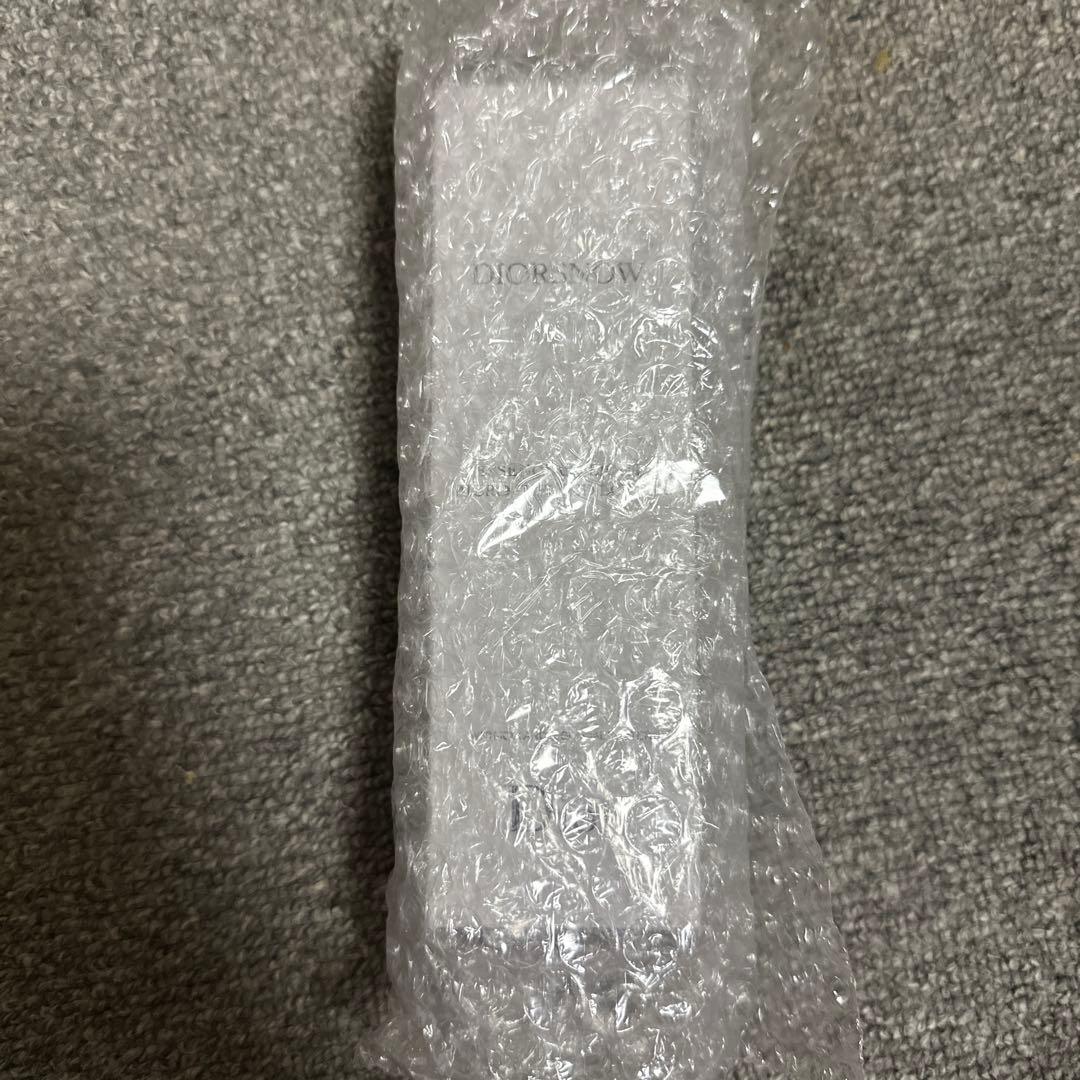 ディオール スノー エッセンス オブ ライト マイクロ ローション(薬用化粧水)