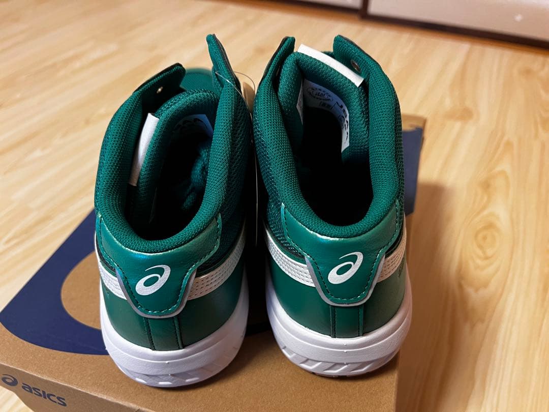 ASICS WINJOB CP218 KALE/WHITE 27.0 限定色