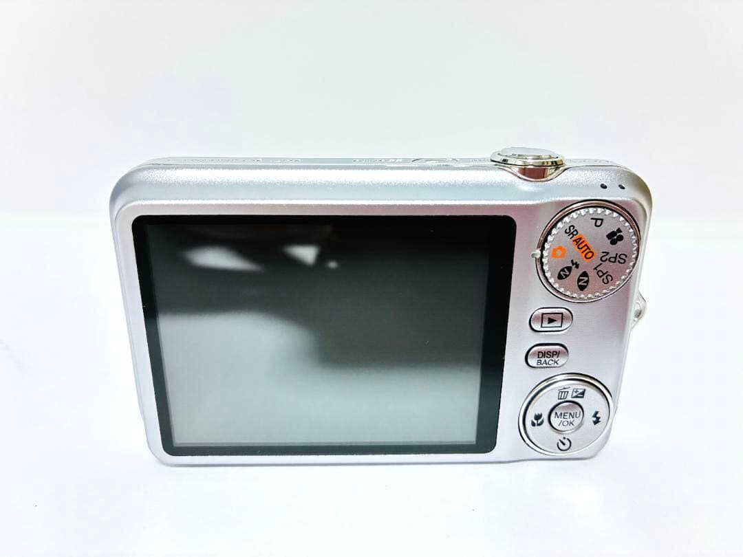 【ほぼ新品・付属品完備】 FUJIFILM FinePix JX180 シルバー