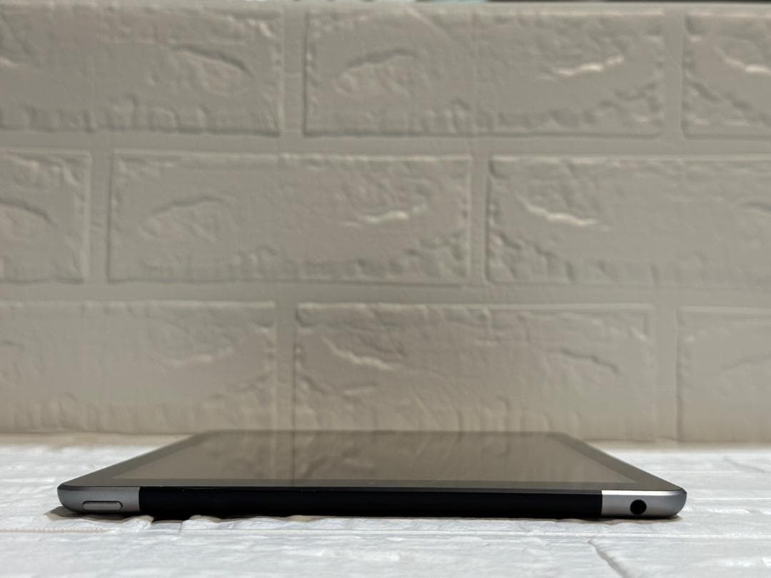 【美品】iPad第6世代WiFi Cellular128GB 99%