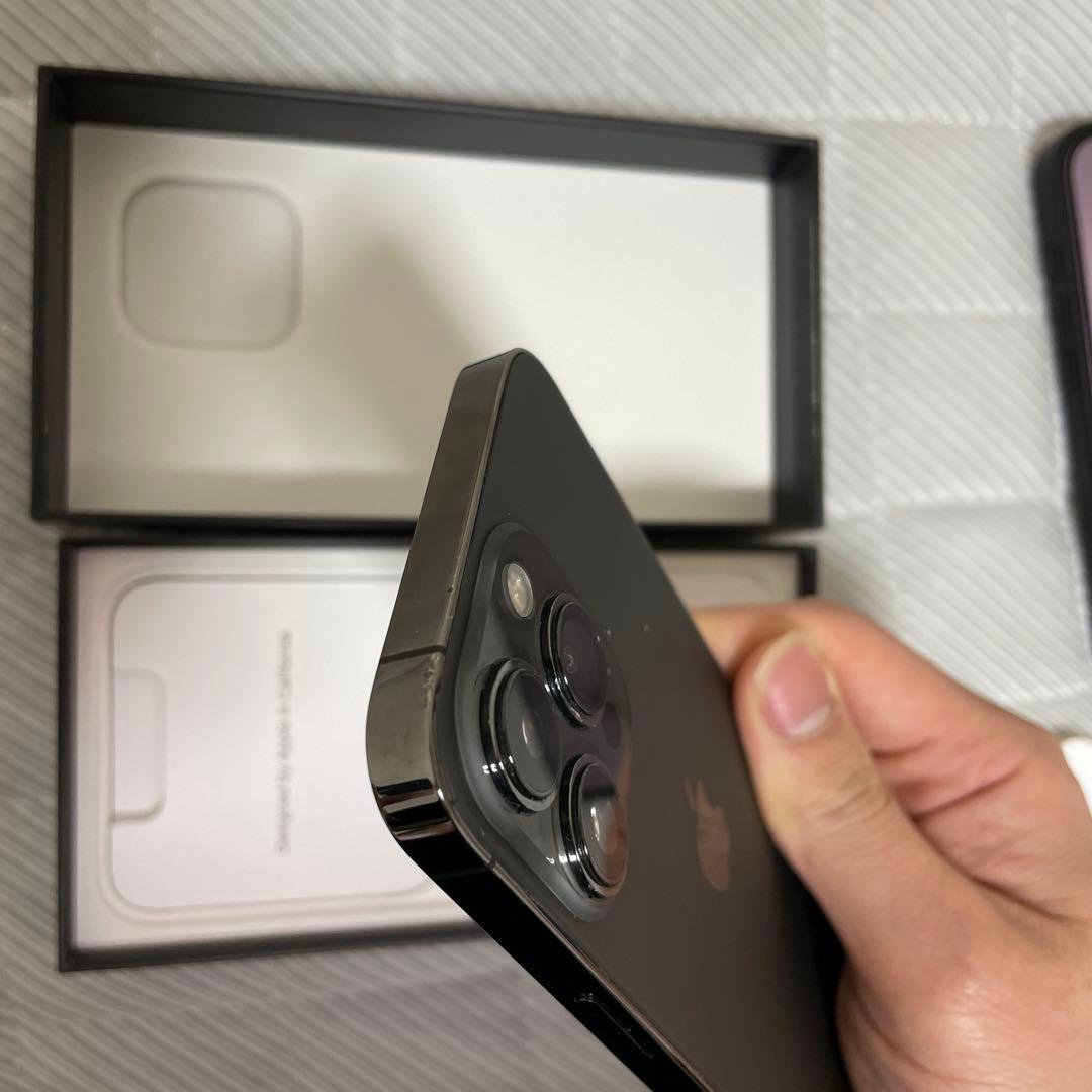 iPhone 13pro 128gb simフリー。バッテリー95%