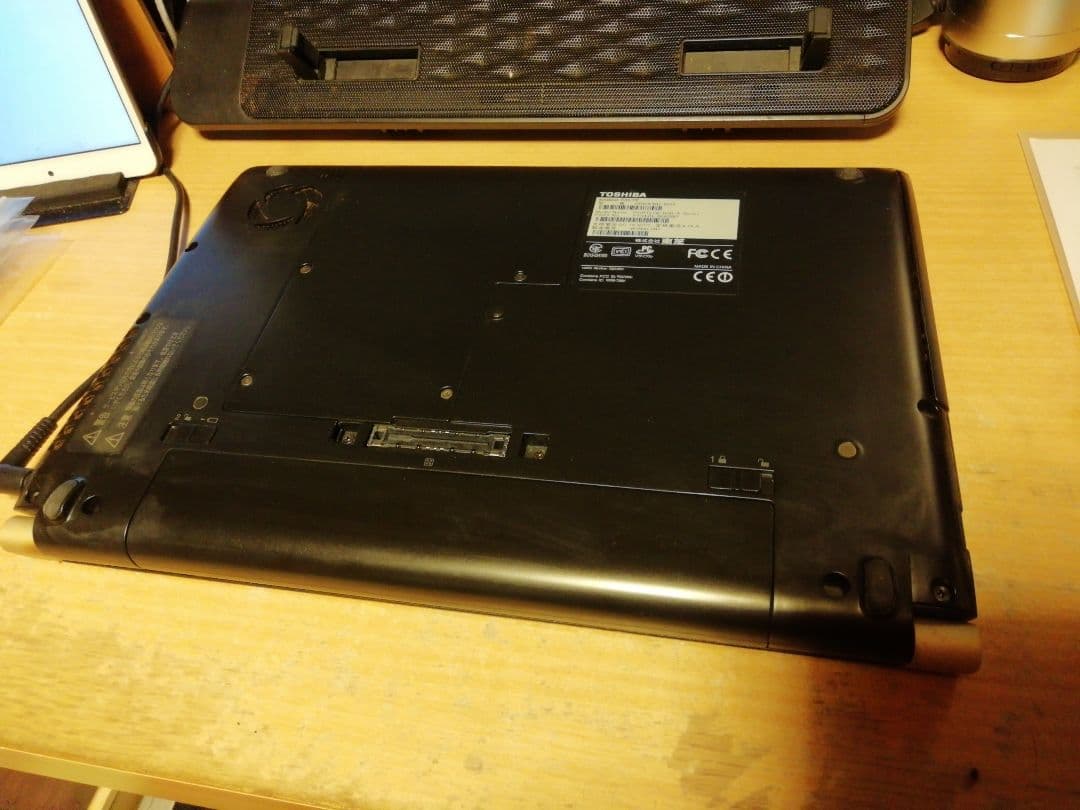 Toshiba ノートPC　R83(R734) i7 8GB 1TSSHD