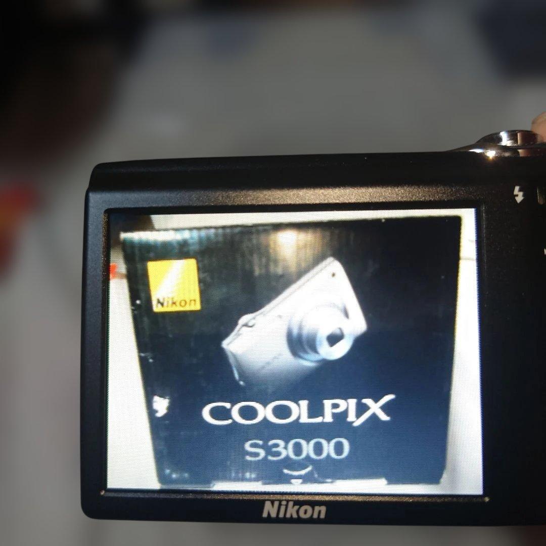 Nikon COOLPIX S3000・12.0メガピクセル デジタルカメラ