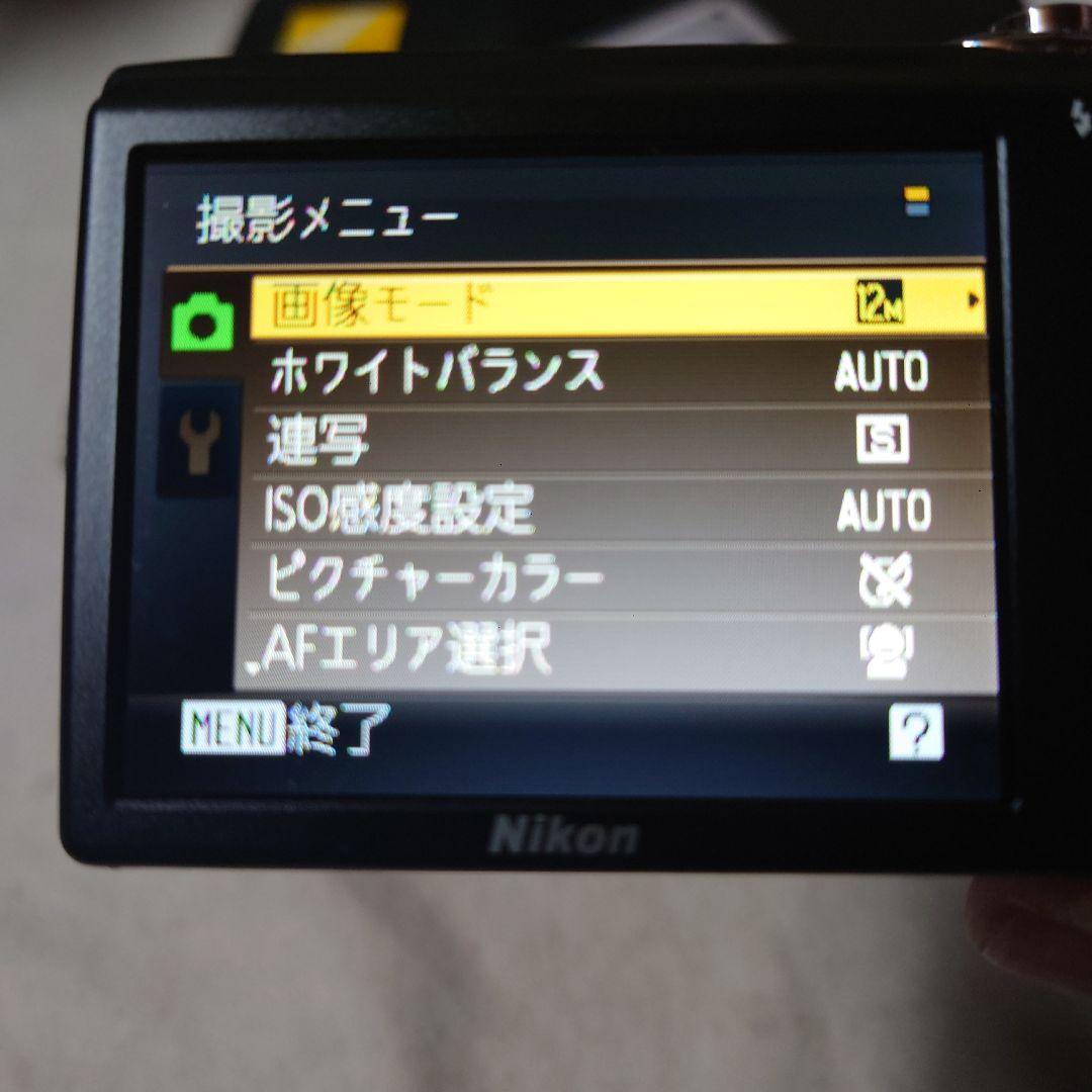 Nikon COOLPIX S3000・12.0メガピクセル デジタルカメラ