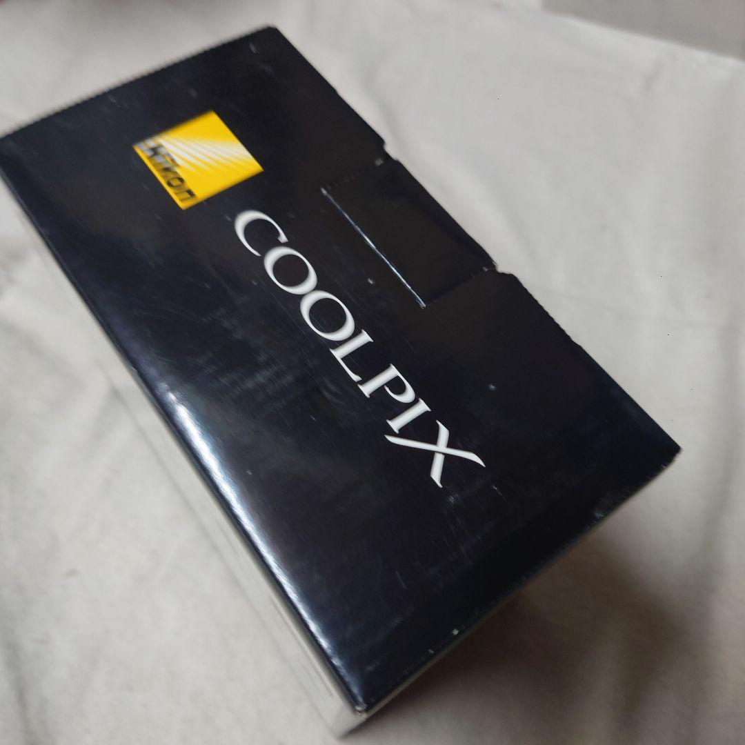 Nikon COOLPIX S3000・12.0メガピクセル デジタルカメラ