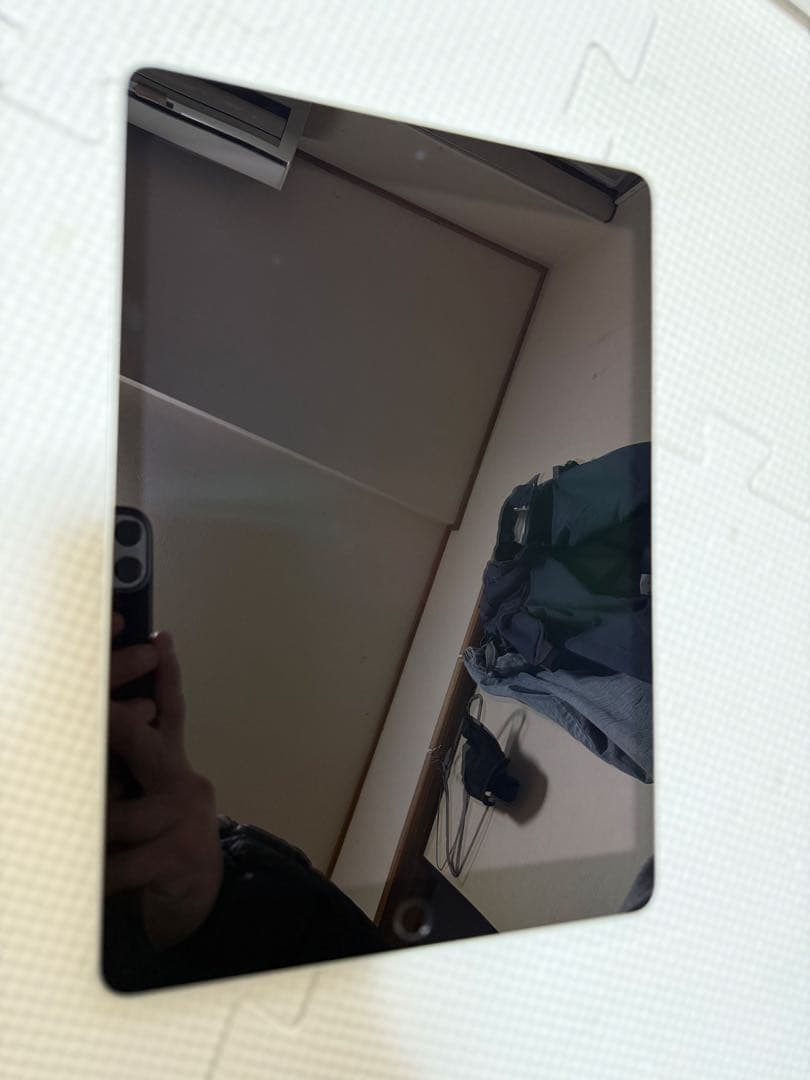 iPad (第９世代) Wi-Fi + Cellular Sim フリー