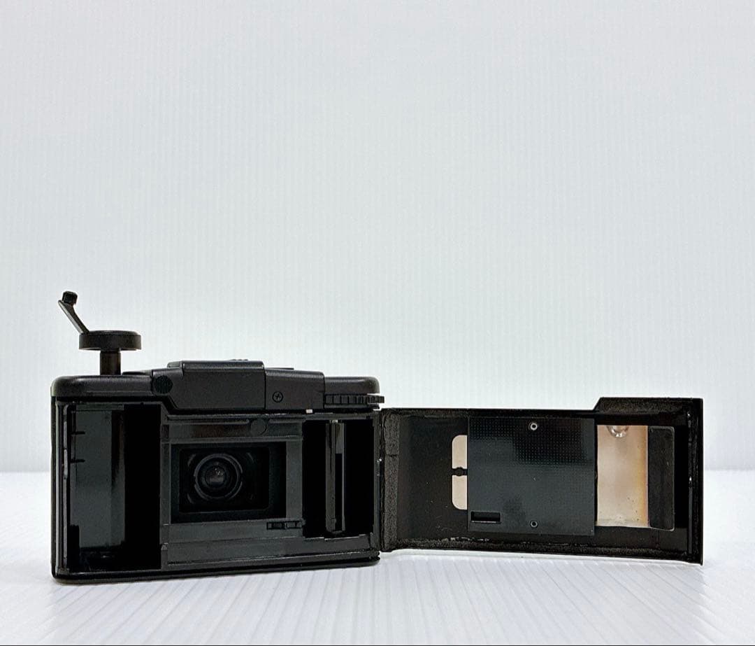 ぴっぴはや様【完動品】OLYMPUS XA2 フィルムカメラ Y-037