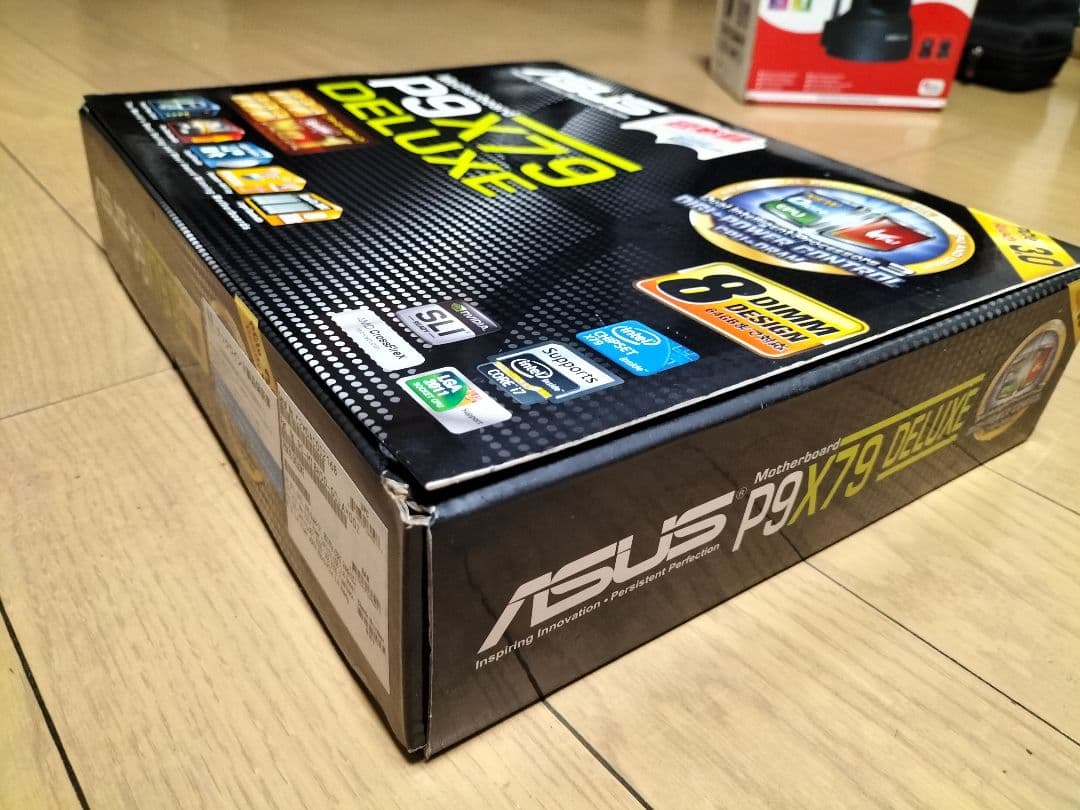 ASUS P9X79 DELUXE マザーボード未使用 箱完品