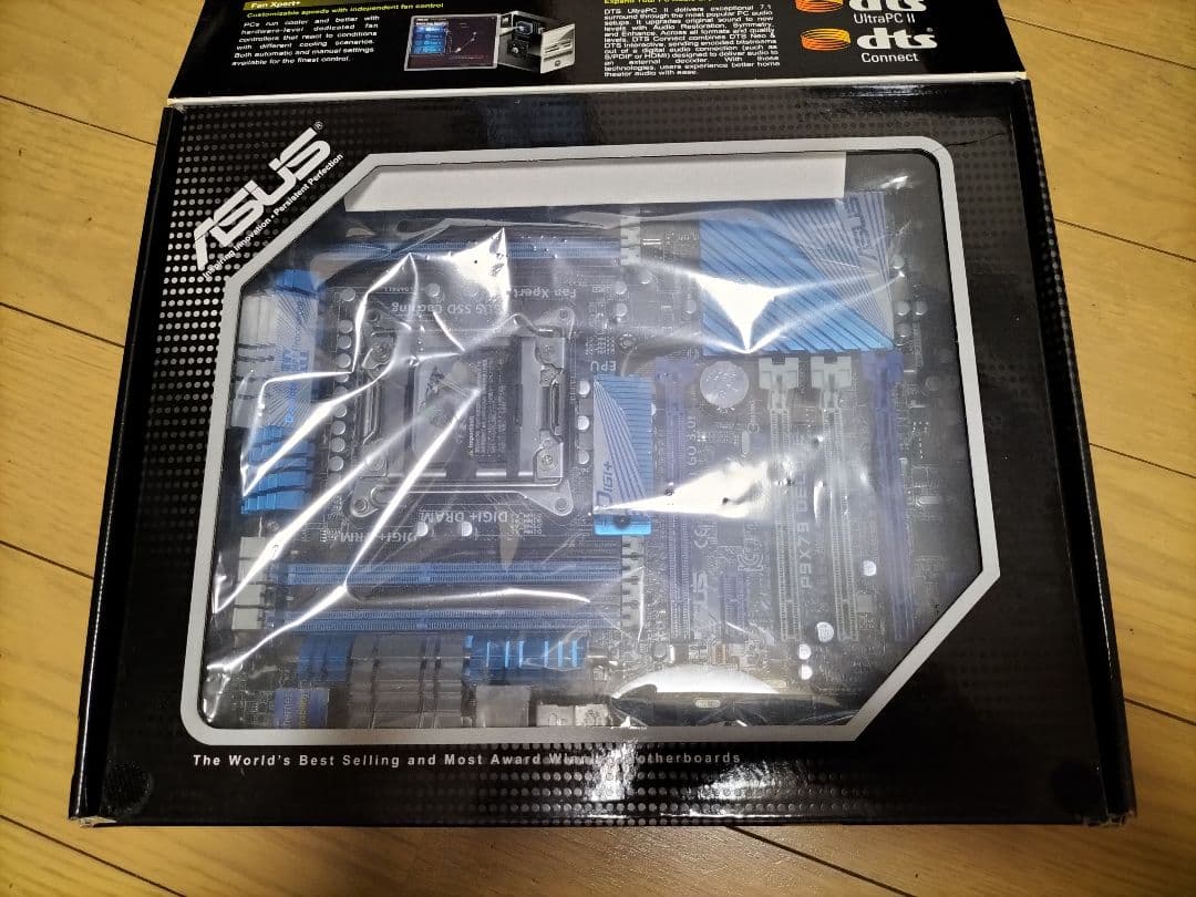 ASUS P9X79 DELUXE マザーボード未使用 箱完品